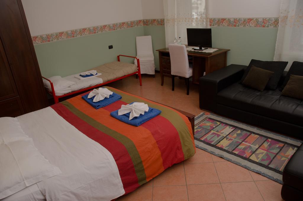 B&B 7 Camini San Giovanni Lupatoto Eksteriør bilde