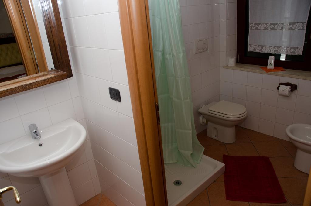 B&B 7 Camini San Giovanni Lupatoto Eksteriør bilde
