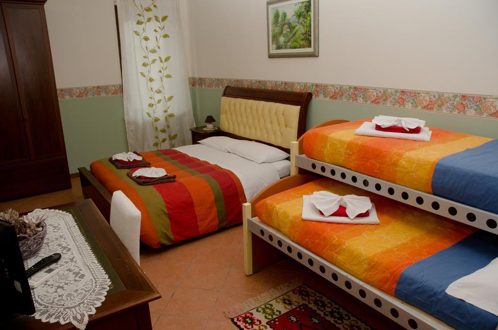 B&B 7 Camini San Giovanni Lupatoto Eksteriør bilde