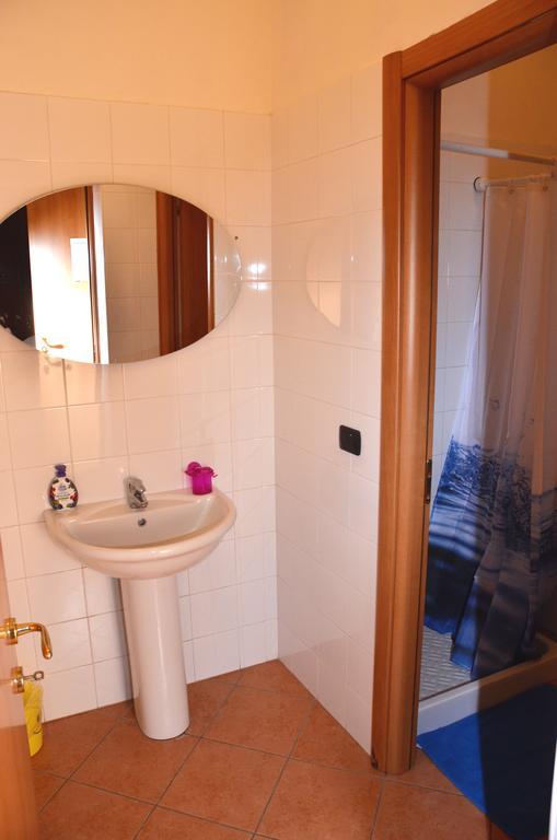 B&B 7 Camini San Giovanni Lupatoto Eksteriør bilde
