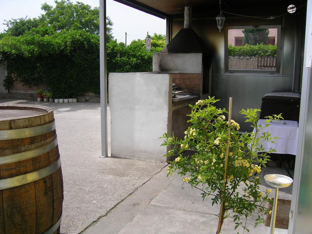 B&B 7 Camini San Giovanni Lupatoto Eksteriør bilde